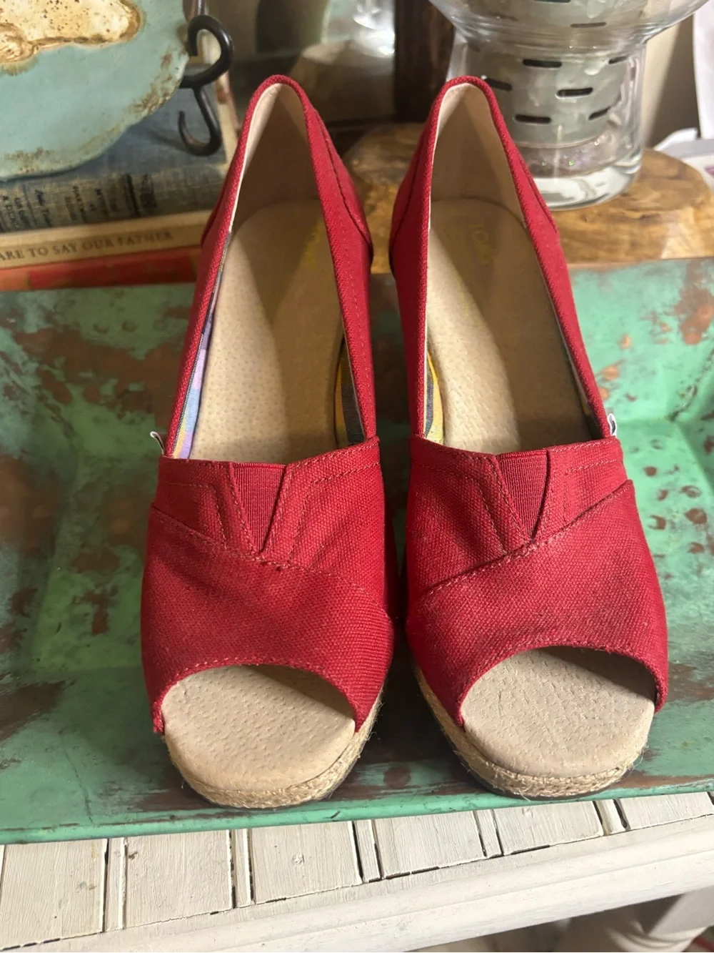 Toms red canvas
